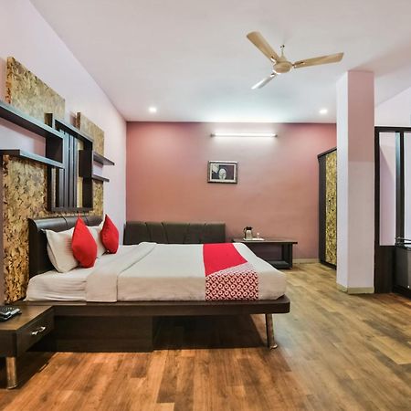 Hotel Ajanta Hamirgarh Buitenkant foto