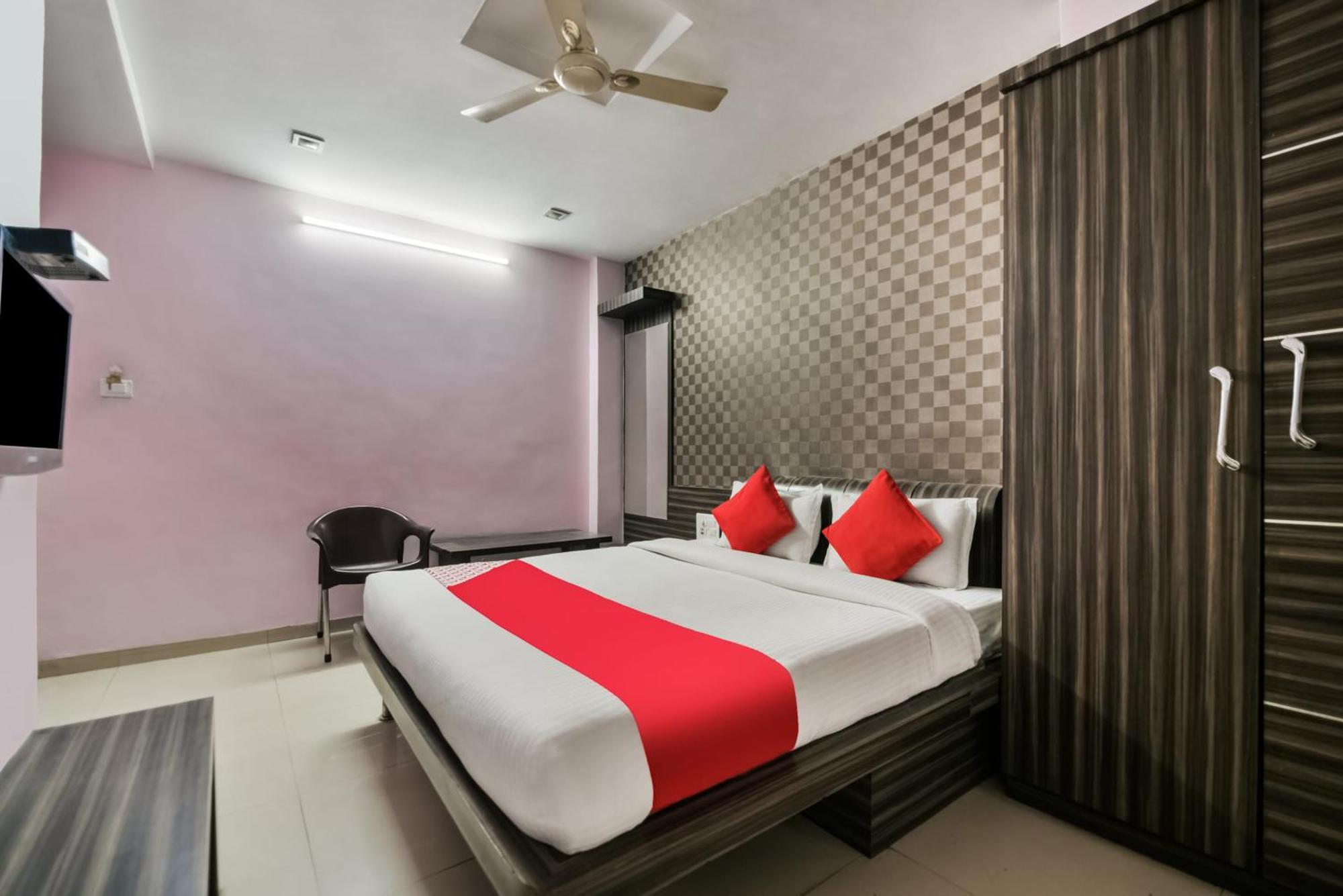 Hotel Ajanta Hamirgarh Buitenkant foto